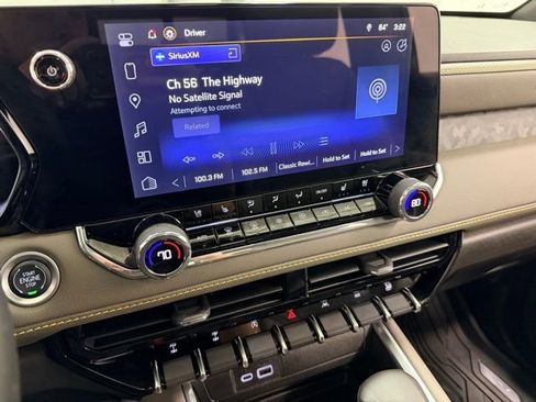 Certified 2025 Chevrolet Colorado ZR2 w/ Midnight Edition image 12