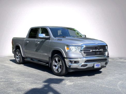 Used 2022 RAM 1500 Laramie AWD/4WD image 2