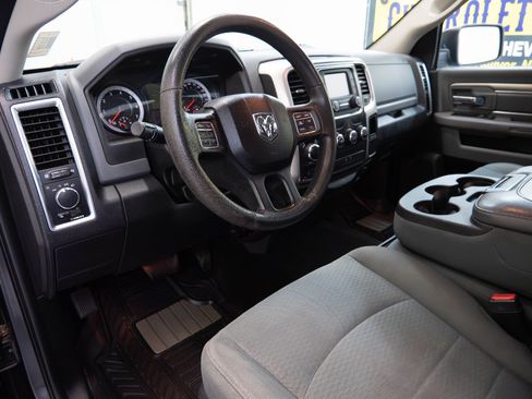 Used 2016 RAM 1500 Classic SLT AWD/4WD image 19