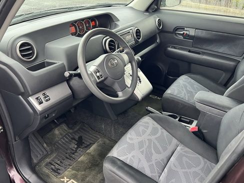 Used 2012 Scion xB Base image 10