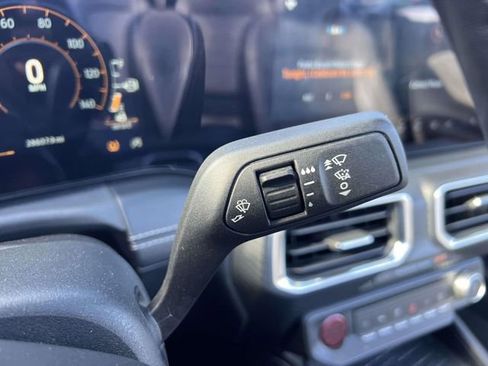 Used 2024 Ford Mustang Premium RWD image 31