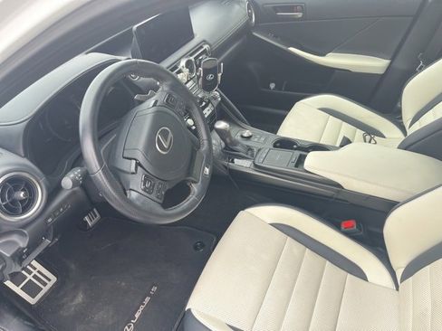 New 2022 Lexus IS 350 F Sport image 10