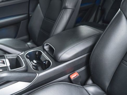 Used 2021 Porsche Cayenne Turbo S image 27