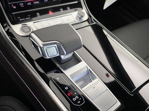 New 2026 Audi A8 L 3.0T AWD/4WD image 30