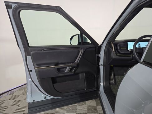 Used 2024 Rivian R1S Adventure AWD/4WD image 16