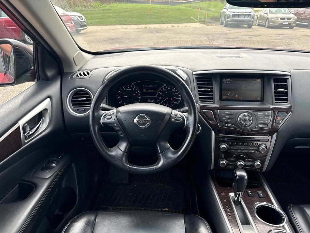 Used 2014 Nissan Pathfinder SL w/ SL Premium Package AWD/4WD image 14