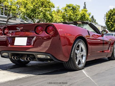 Used 2006 Chevrolet Corvette Convertible w/ Preferred Equipment Group RWD image 6