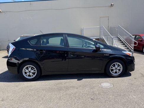 Used 2010 Toyota Prius Two FWD image 8