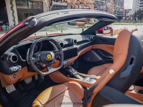 Used 2019 Ferrari Portofino image 50