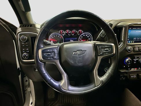 Used 2021 Chevrolet Silverado 1500 RST w/ Z71 Off-Road Package AWD/4WD image 11