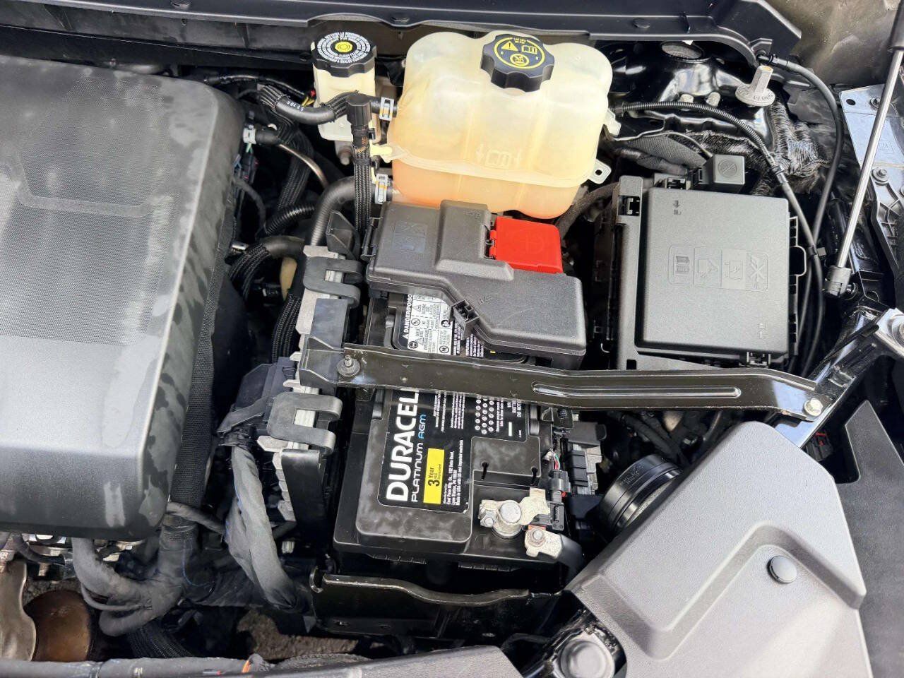 Used 2019 Buick Enclave Essence AWD/4WD image 13