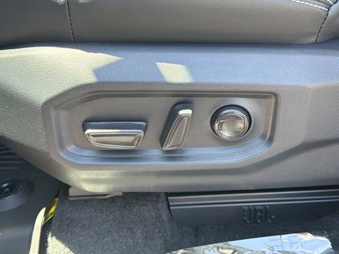 New 2026 Toyota Tundra Limited AWD/4WD image 19