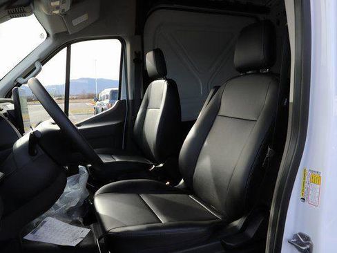 New 2026 Ford Transit 250 148 Medium Roof image 12