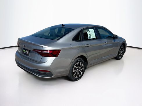 Used 2024 Volkswagen Jetta S FWD image 9