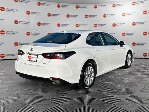 Used 2024 Toyota Camry LE image 5