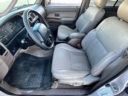 Used 1997 Toyota 4Runner Limited image 11