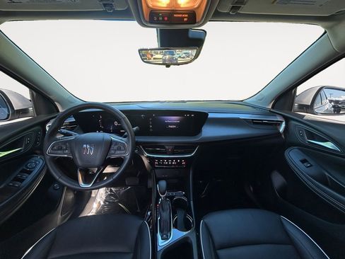 Used 2024 Buick Encore GX Avenir w/ Avenir Technology Package image 13