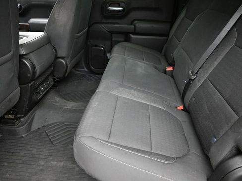 Used 2021 Chevrolet Silverado 1500 LT image 11