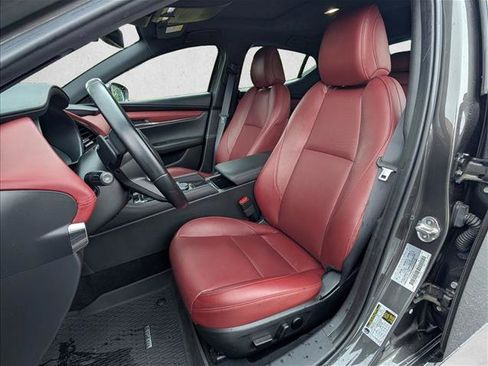 Used 2019 MAZDA MAZDA3 AWD Hatchback w/ Premium Pkg image 10