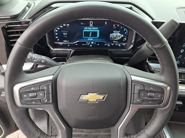 Used 2025 Chevrolet Silverado 2500 LTZ w/ LTZ Convenience Package AWD/4WD image 4