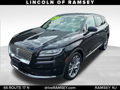 Used 2022 Lincoln Nautilus Reserve AWD/4WD image 1