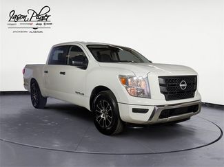 Used 2023 Nissan Titan SV image 1