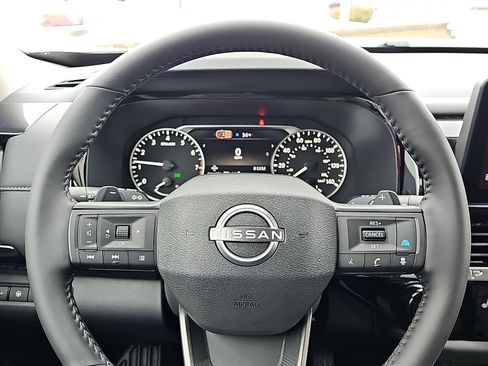 New 2026 Nissan Pathfinder SV image 13