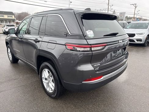 New 2025 Jeep Grand Cherokee 4WD image 3