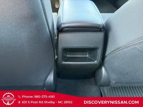 Used 2021 Toyota Corolla SE FWD image 28