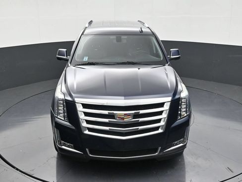 Used 2020 Cadillac Escalade 2WD image 19