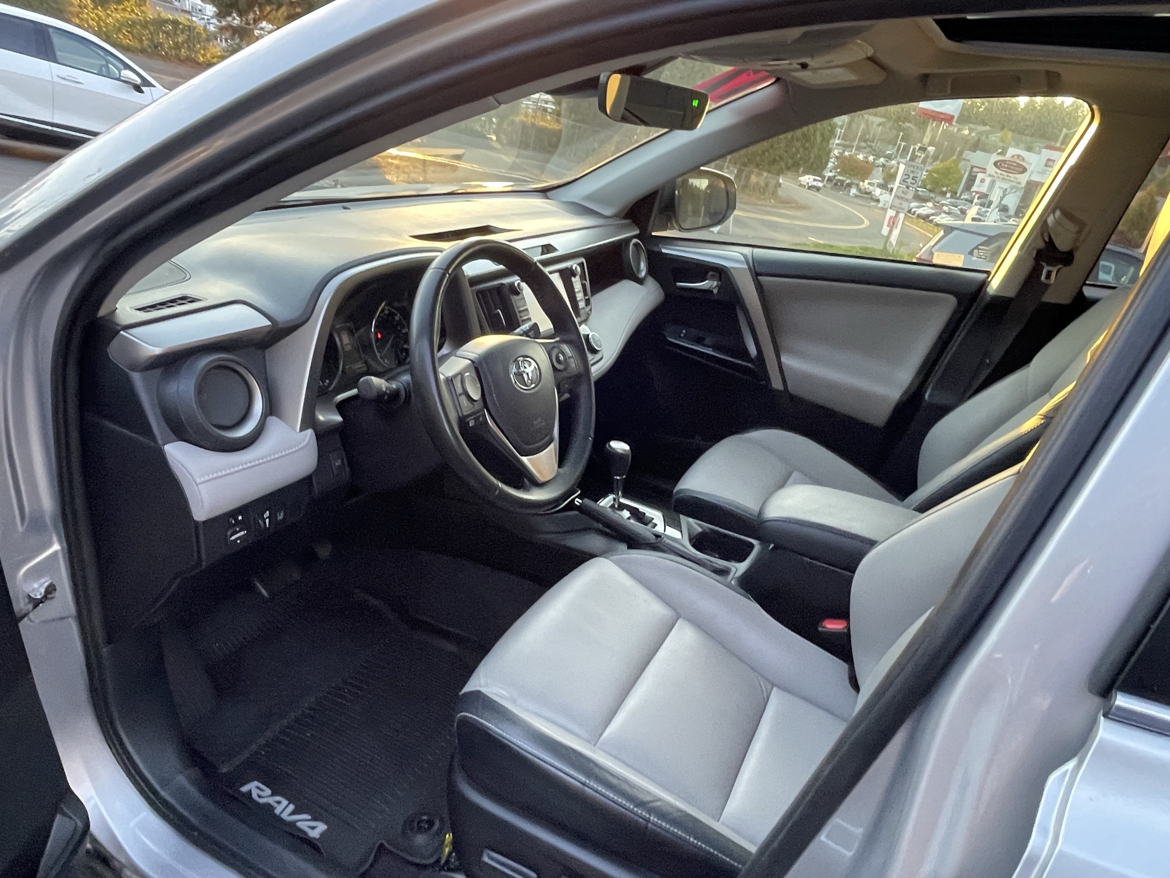 Used 2017 Toyota RAV4 Limited w/ All Weather Liner Package AWD/4WD image 9