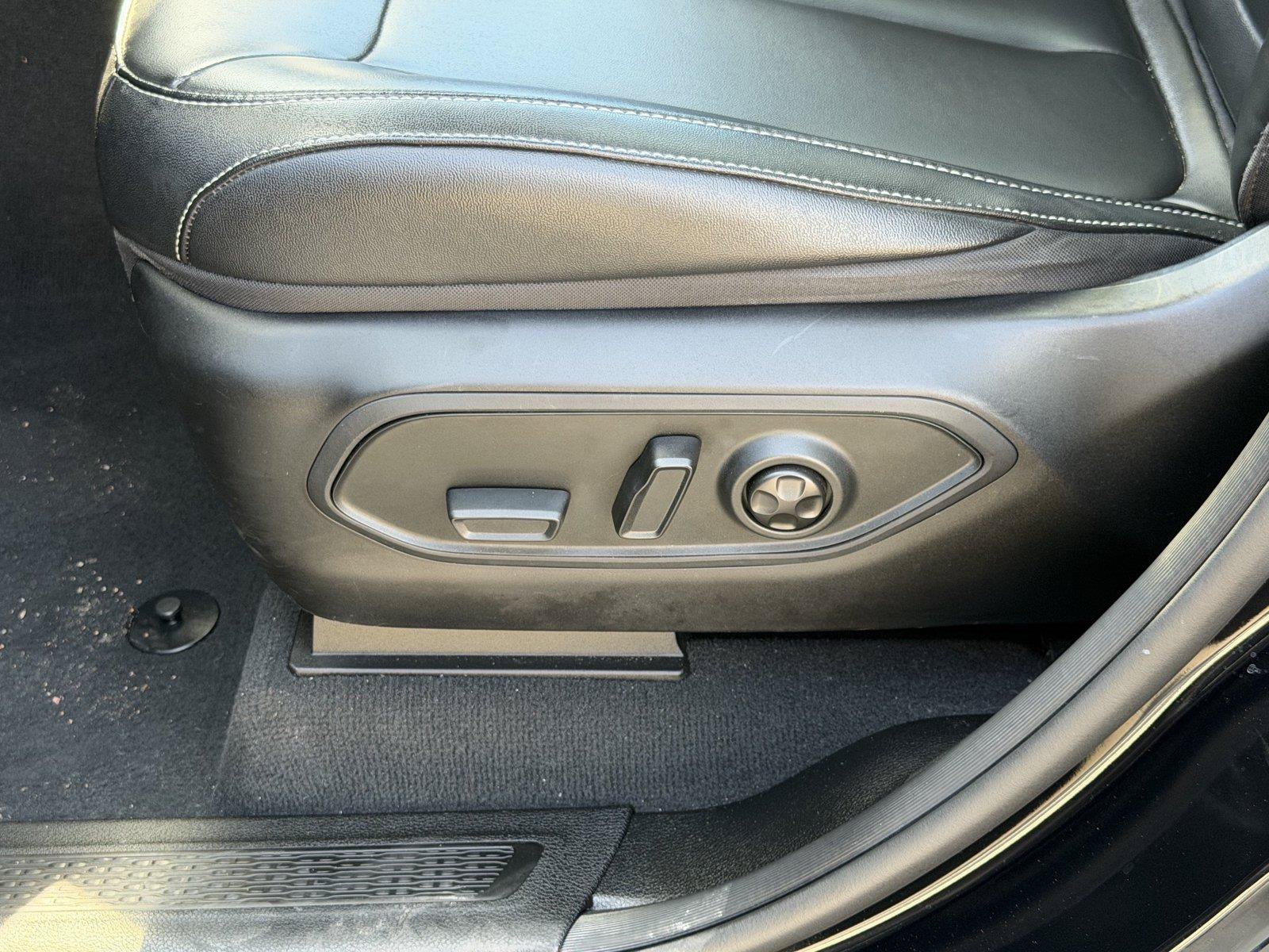 Used 2023 Jeep Grand Cherokee Limited RWD image 14