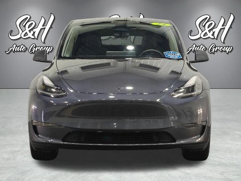 Used 2024 Tesla Model Y Long Range AWD/4WD image 9