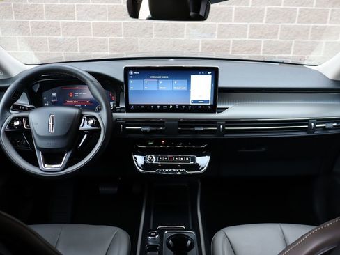 Used 2023 Lincoln Corsair AWD w/ Equipment Group 101A image 42