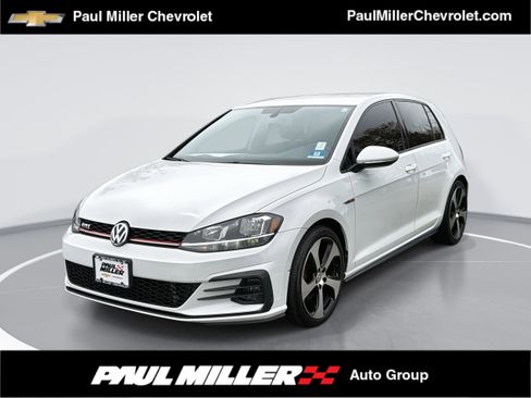 Used 2018 Volkswagen GTI S FWD image 1