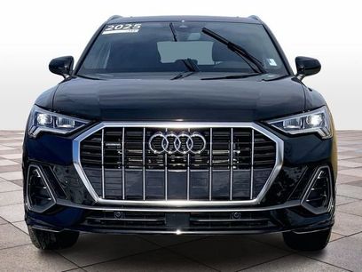 Certified 2025 Audi Q3 2.0T Premium w/ Convenience Package