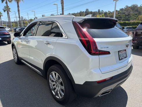 Certified 2023 Cadillac XT4 Premium Luxury w/ Cold Weather Package FWD image 5