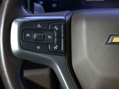 Used 2022 Chevrolet Silverado 1500 LTZ w/ LTZ Premium Package image 18