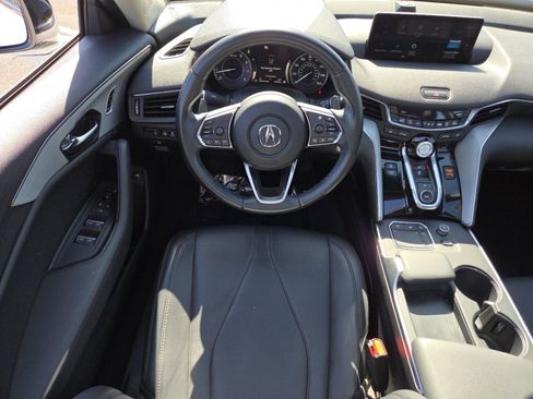 Used 2022 Acura TLX image 25