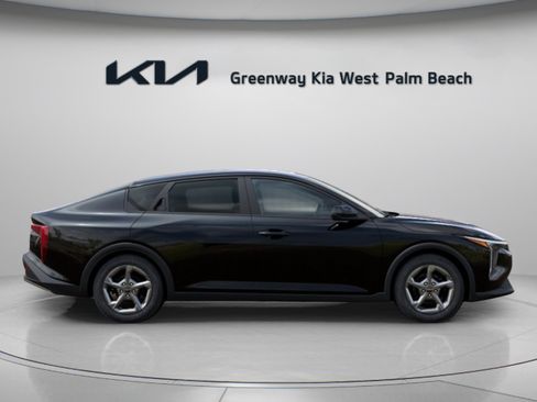 New 2026 Kia K4 FWD image 9