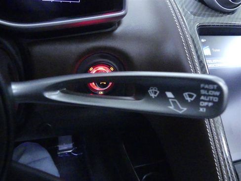 Used 2016 McLaren 650S Spider image 19