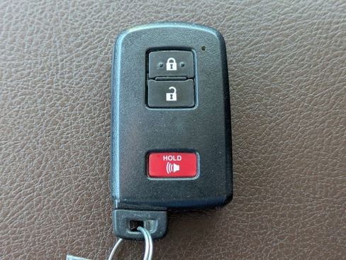 Used 2021 Toyota 4Runner Limited image 31