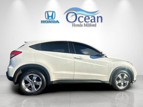 Used 2020 Honda HR-V LX image 6