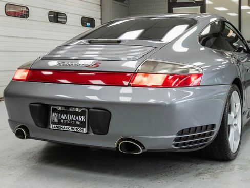 Used 2003 Porsche 911 Carrera 4S AWD/4WD image 38