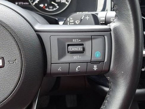 Used 2024 Nissan Pathfinder SV AWD/4WD image 23