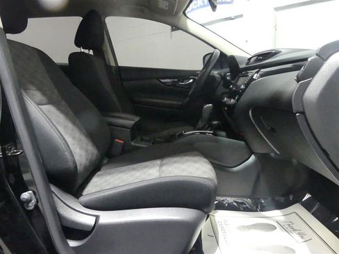 Used 2019 Nissan Rogue Sport SV image 22