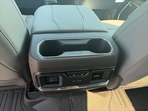 New 2026 GMC Sierra 1500 SLT w/ SLT Premium Plus Package AWD/4WD image 13
