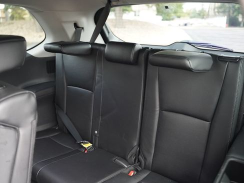 Used 2024 Toyota Grand Highlander AWD image 11