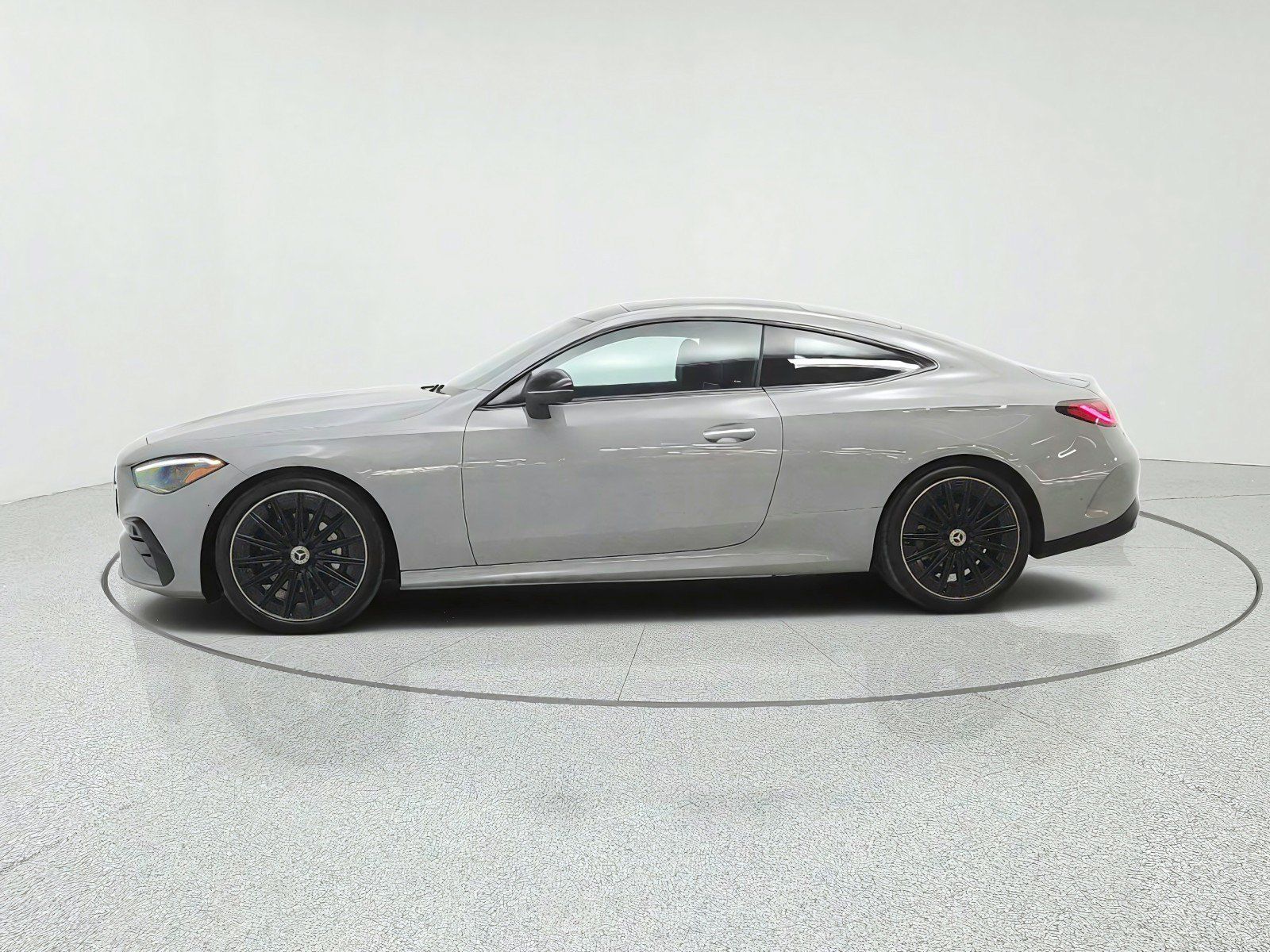 Used 2026 Mercedes-Benz CLE 300 4MATIC Coupe w/ AMG Line image 8