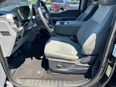 Used 2023 Ford F150 XLT image 12